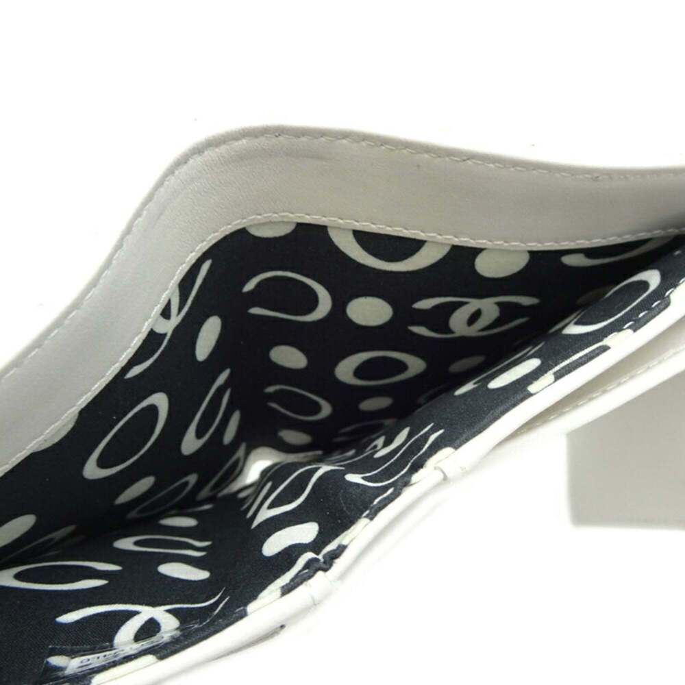 CHANEL White Caviar Leather Wallet - Picture 9 of 10